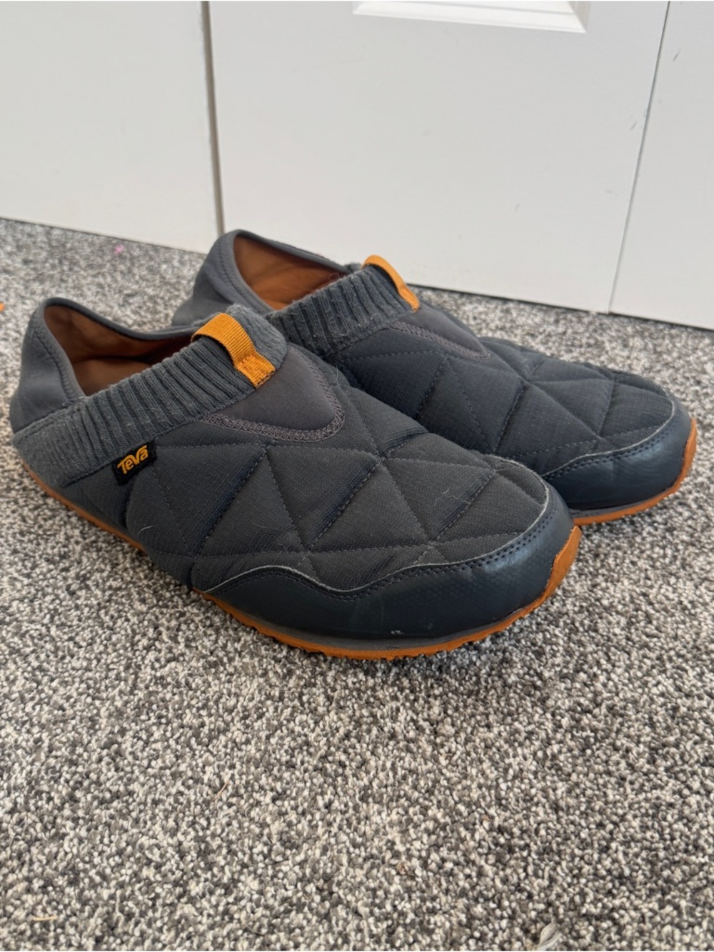 Teva ReEmber Slip On Shoes Mens 12 Gray Quilted Comfort Casual Outdoor Camp